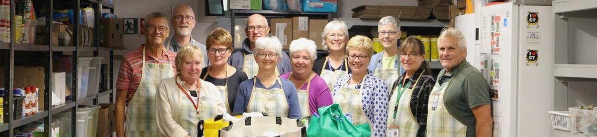 volunteers working at the Deep River and Area Food Bank