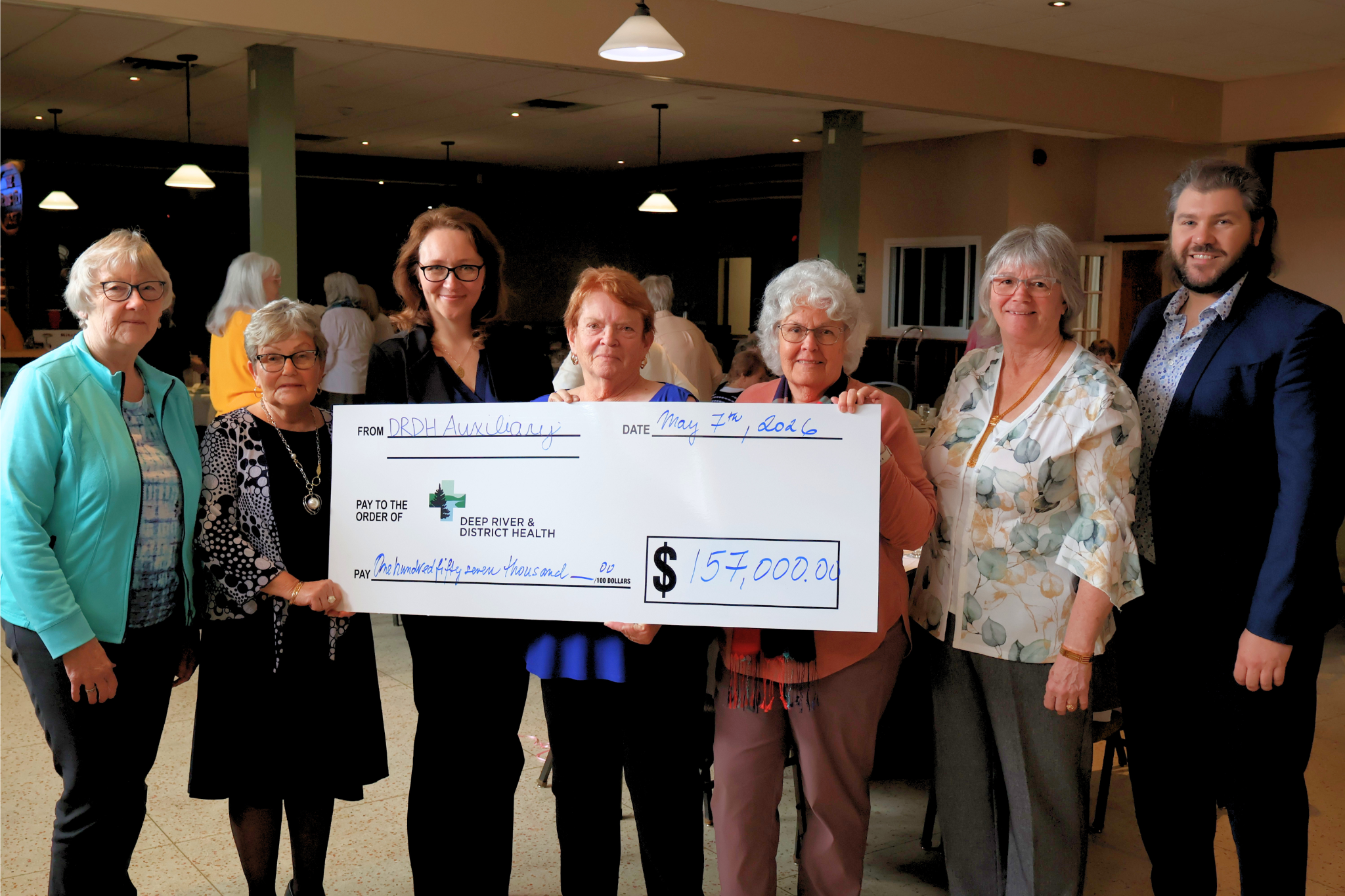 Members of the Deep River and District Health Auxiliary presenting a cheque for $157,000 in donations to Deep River and District Health